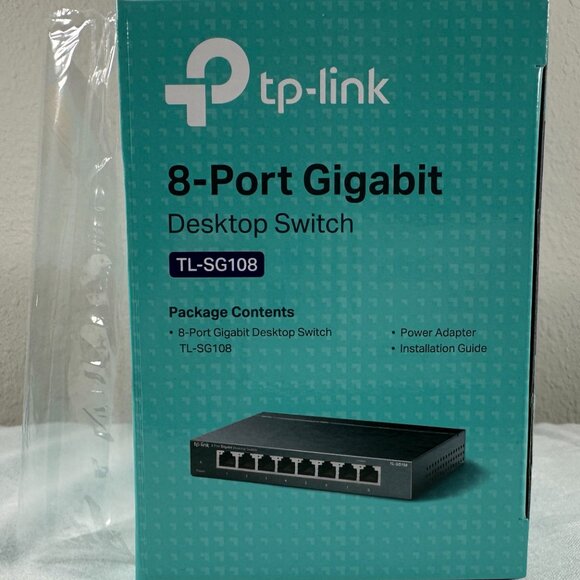 TP-Link TL-SG108 8-Port Gigabit Plug & Play Desktop Switch 10/100/1000Mbp Switch - Picture 4 of 16